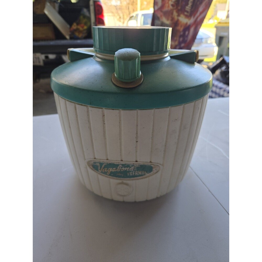 Vintage Vagabond By Thermos 1 Gallon Picnic Water Drink Jug, Turquoise, 8.5" Dia